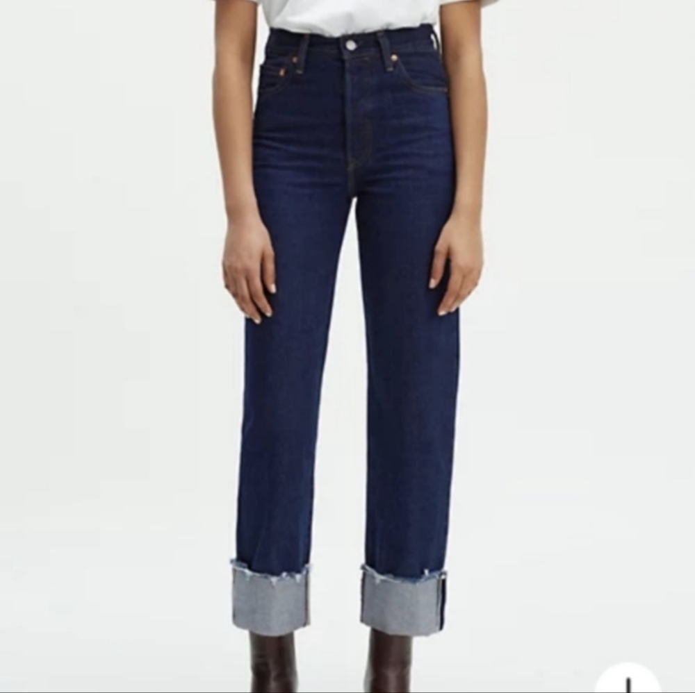 Levis Ribcage straight